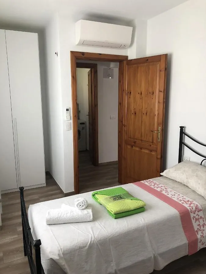 Apartamento Appartamento Paride San Teodoro