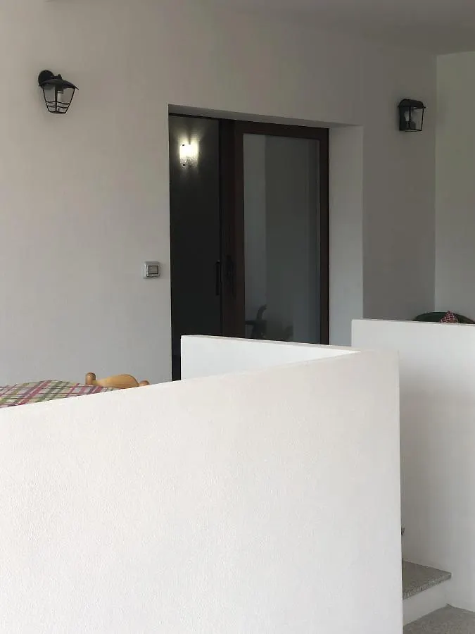 Apartamento Appartamento Paride San Teodoro