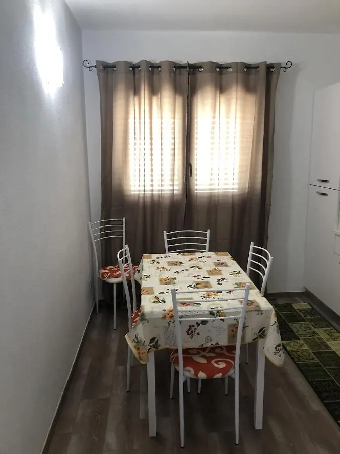 Apartamento Appartamento Paride San Teodoro  Italia